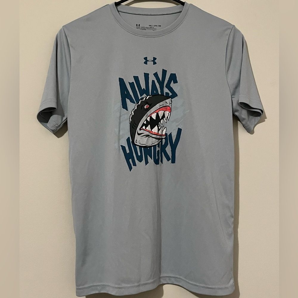 🛍️ 5/$30 Under Armour Shirt